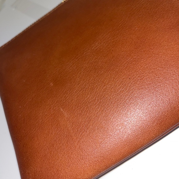 Madewell leather “the pouch” clutch - Picture 11 of 13
